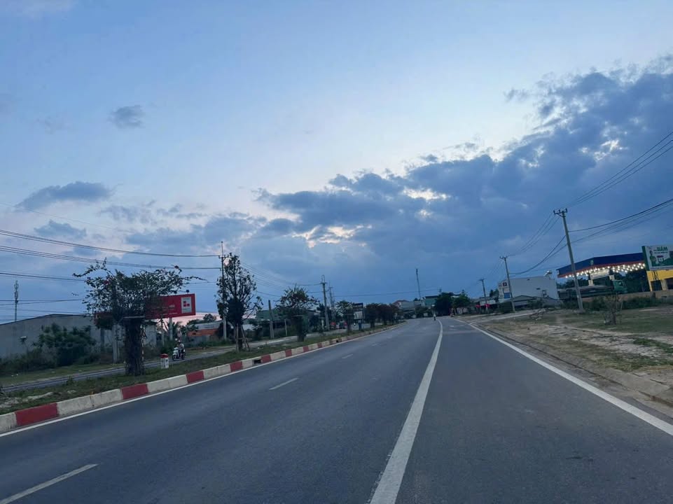 Đất nông nghiệp mặt tiền Quốc lộ 24, Đăk Blà, 1285m² - Pháp lý rõ ràng, vị trí đẹp!