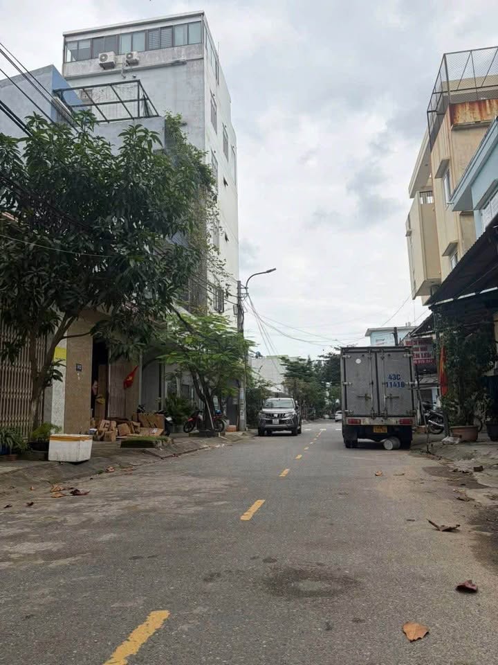 Nhà gác đúc gỗ 2 phòng ngủ tại 251 Vũ Quỳnh, Đà Nẵng - Giá 6.05 tỷ thương lượng!