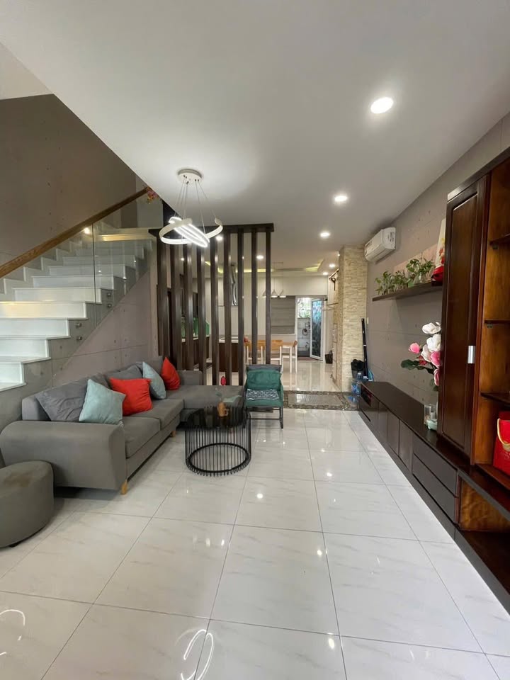 Nhà phố Melosa Garden Thủ Đức 85m² giá 9.5 tỷ - Nội thất đầy đủ!