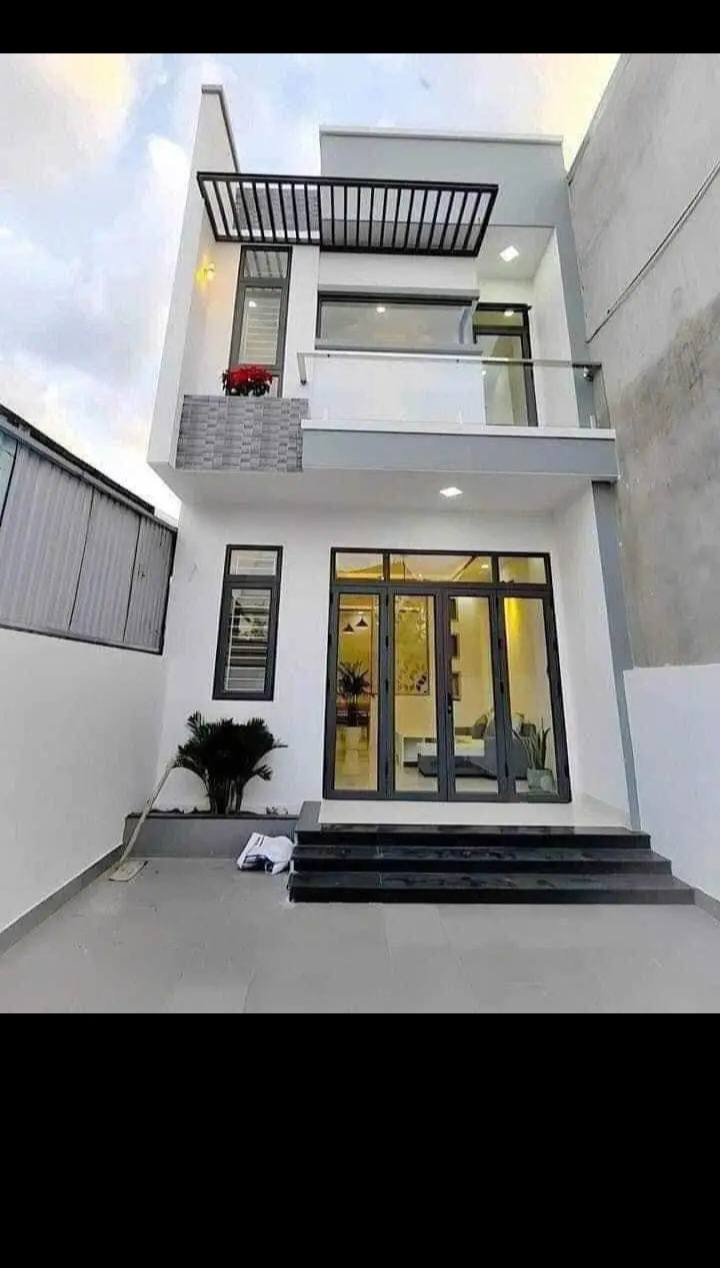 Nhà 1 trệt 1 lầu đường Nguyễn Hữu Trí, Bình Chánh 95m² giá 980 triệu - Bán gấp chính chủ!