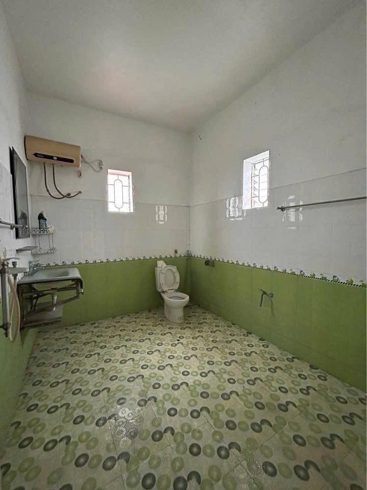 Nhà 2 tầng Quảng Trạch 150m² giá 3 tỷ - Đầu tư sinh lời ngay!