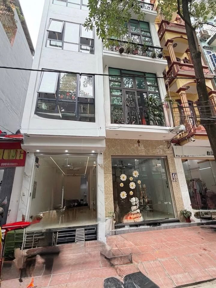 FrontHouse Đền Lừ Hoàng Mai 40m² giá 26.5 tỷ - Kinh doanh đỉnh cao!