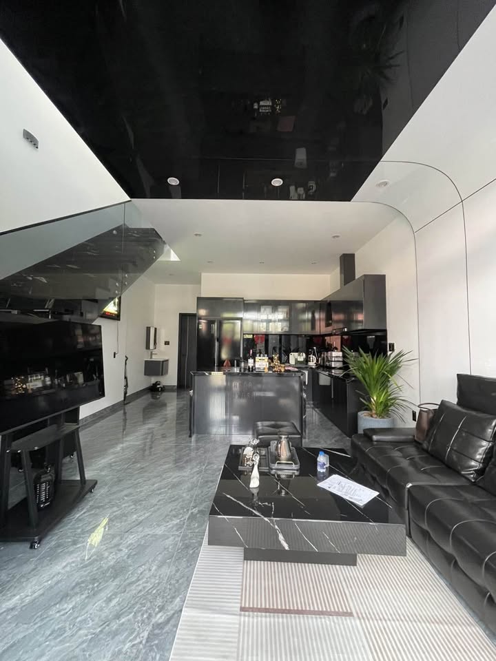 Nhà 3 tầng Khối phố Ngân Câu 68m² giá 3 tỷ - Full nội thất cao cấp, vị trí tuyệt đẹp!