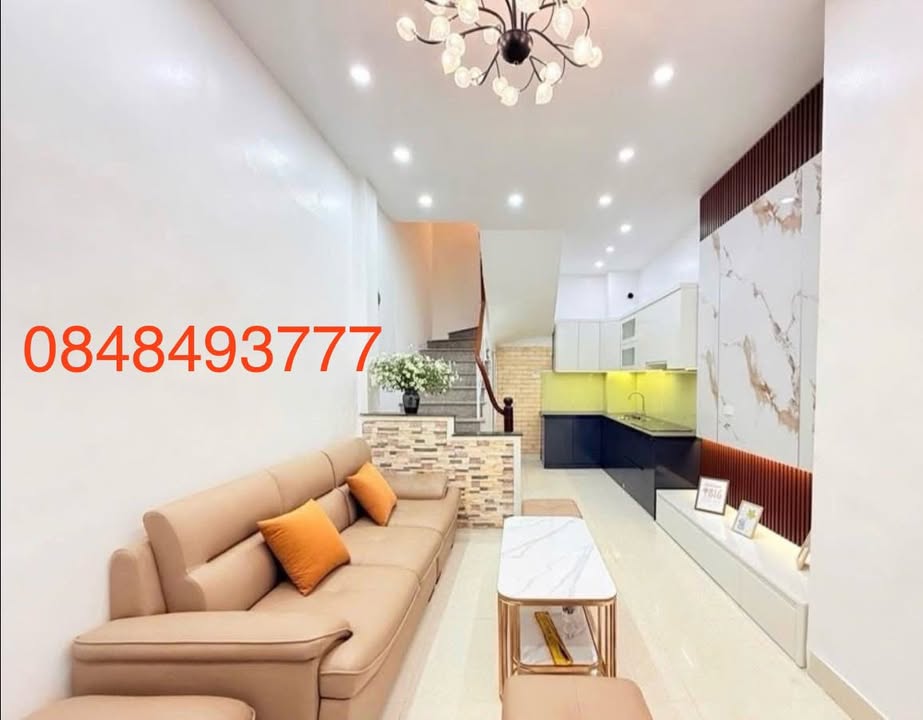 Nhà Dương Nội 30m² giá 5.3 tỷ - Mặt ngõ thông, ô tô chỉ 30m!