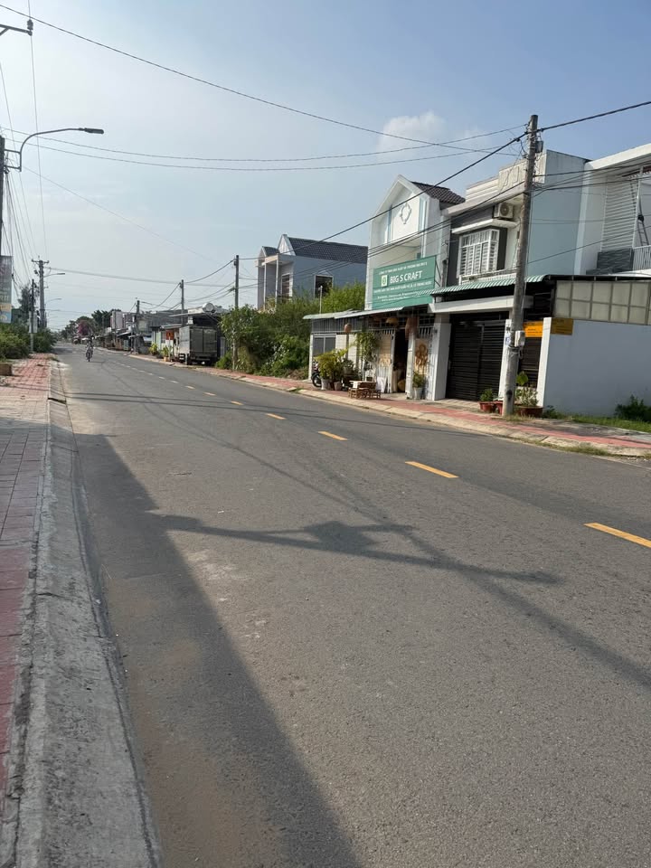 Đất nền mặt tiền Chu Văn An, Vĩnh Long 110m² giá 1.55 tỷ - Vị trí kinh doanh đắc địa!