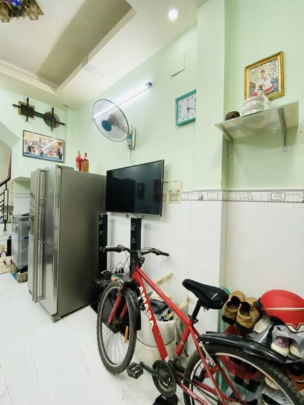 Nhà phố quận 7 40m² giá 3.1 tỷ - Không quy hoạch, ô tô đỗ cửa!