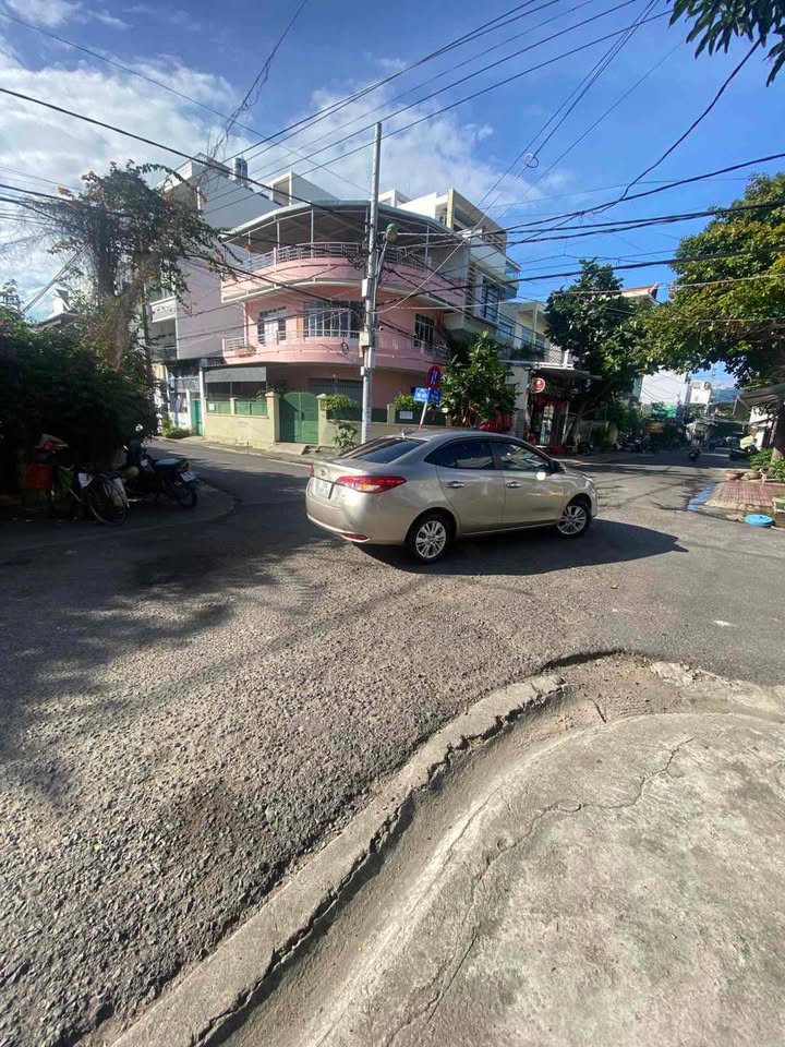 Đất nền góc đường Nhị Hà, Phước Hòa, Nha Trang 718m² - Đầu tư sinh lời