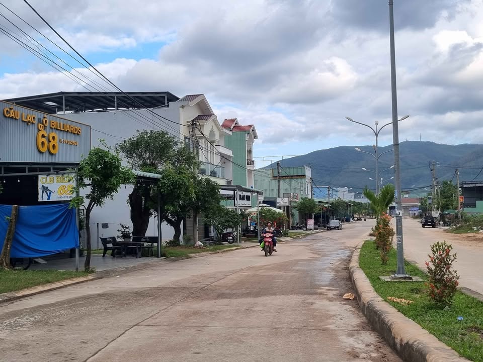 Đất nền Phú Tài, Quy Nhơn 85m² giá 1 tỷ - Sổ đỏ chính chủ, vị trí thuận lợi!