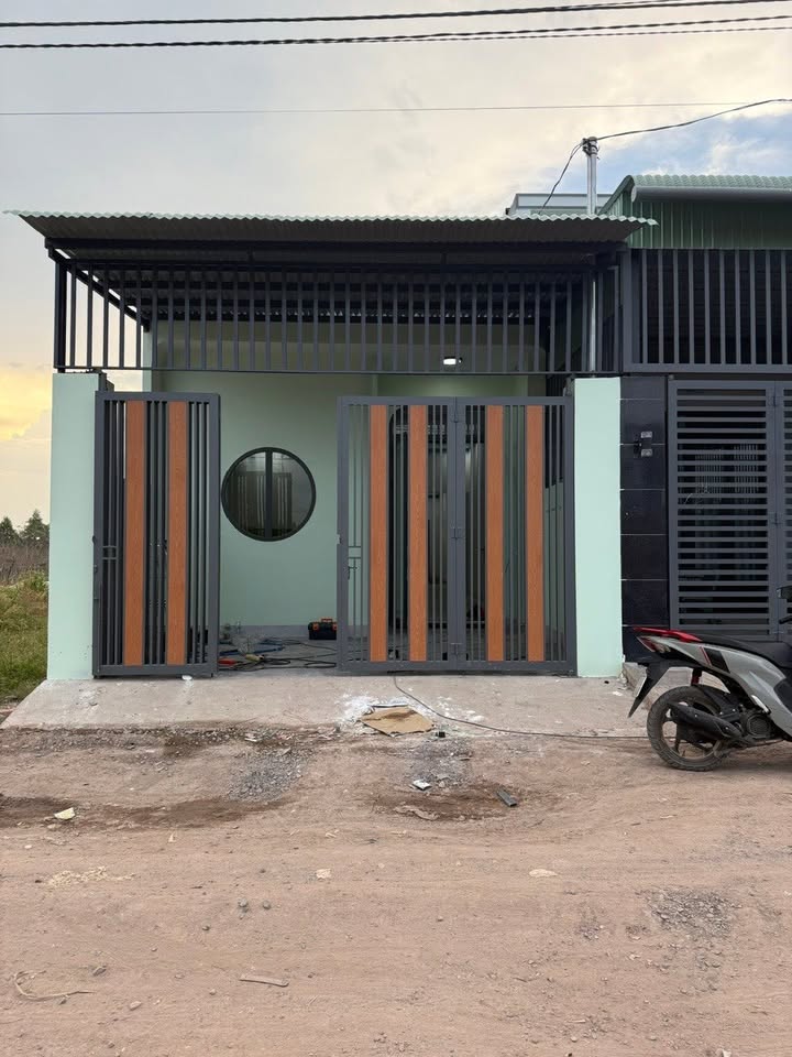 Nhà cấp 4 Trảng Bom 110m² giá 1.4 tỷ - Sổ đỏ chính chủ, đẹp như hình!