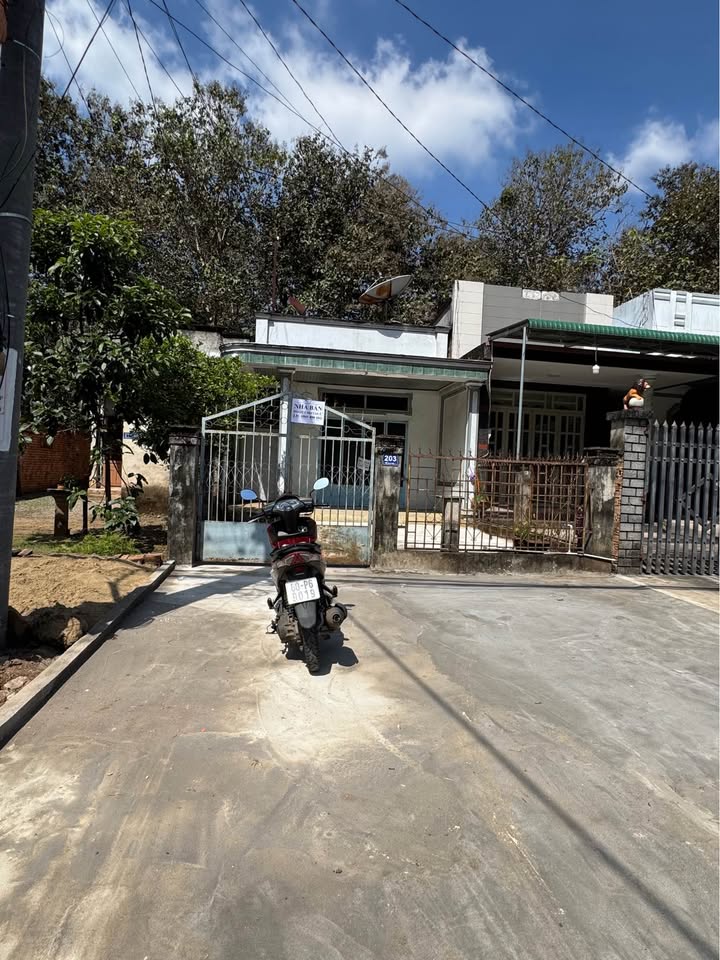 Nhà mặt tiền Quốc lộ 20, Tân Phú 211.7m² giá 1.85 tỷ - Sẵn sàng giao dịch ngay!