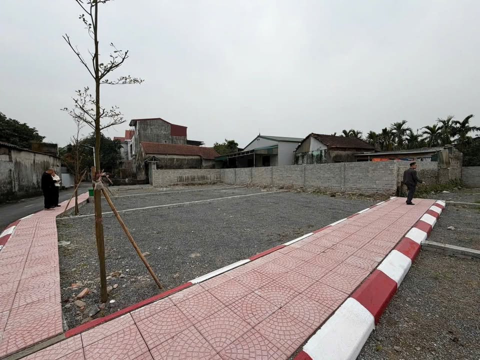 Đất nền Hồng Quang - Ứng Hoà 98.3m² giá 1.7 tỷ - Đường thông tứ phía!