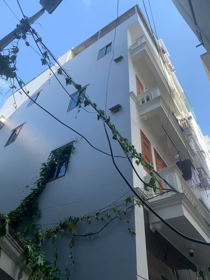 Nhà Mễ Trì 51m² giá 13 tỷ - Lô góc ngõ rộng, cơ hội đầu tư tốt!