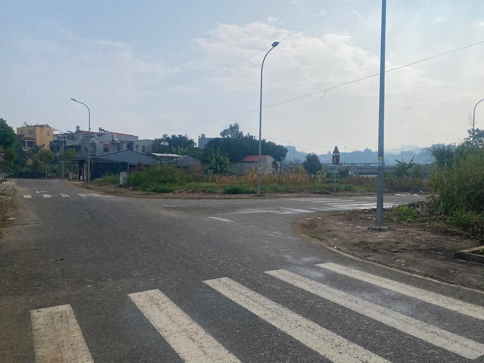 Đất thổ cư 2 mặt tiền tại Dương Quang, Bắc Kạn 160m² - Giá tốt chuyển công tác!