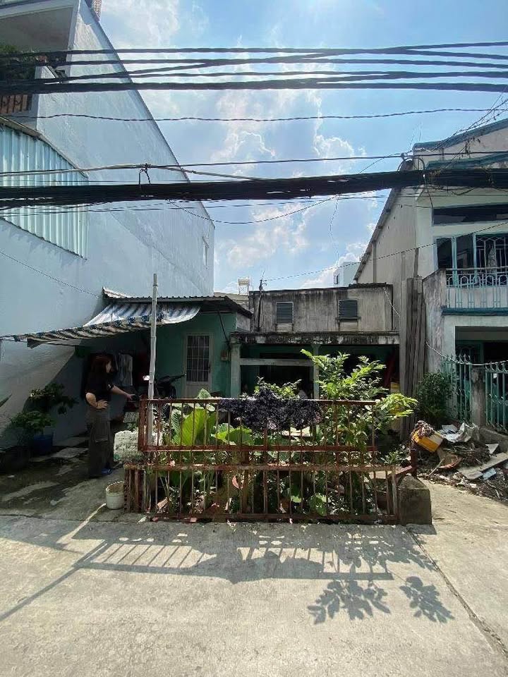 Nhà Hưng Long Bình Chánh 100m² giá 590 triệu - Cơ hội sở hữu ngôi nhà chính chủ!