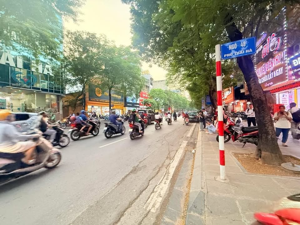 Nhà phố Đống Đa 28m² giá 8.45 tỷ - Thiết kế hiện đại, gần mặt phố!