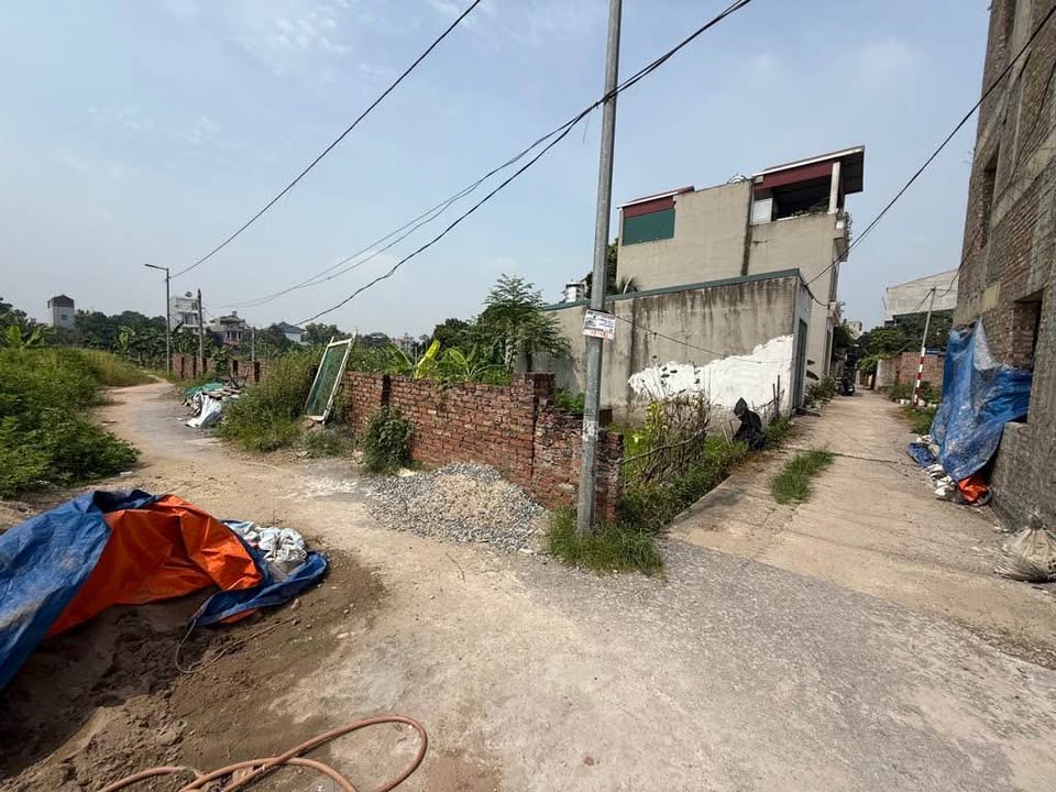 Đất thổ cư Đặng Xá 54m² giá 5,5 tỷ - Ô tô tránh, gần hồ xanh!