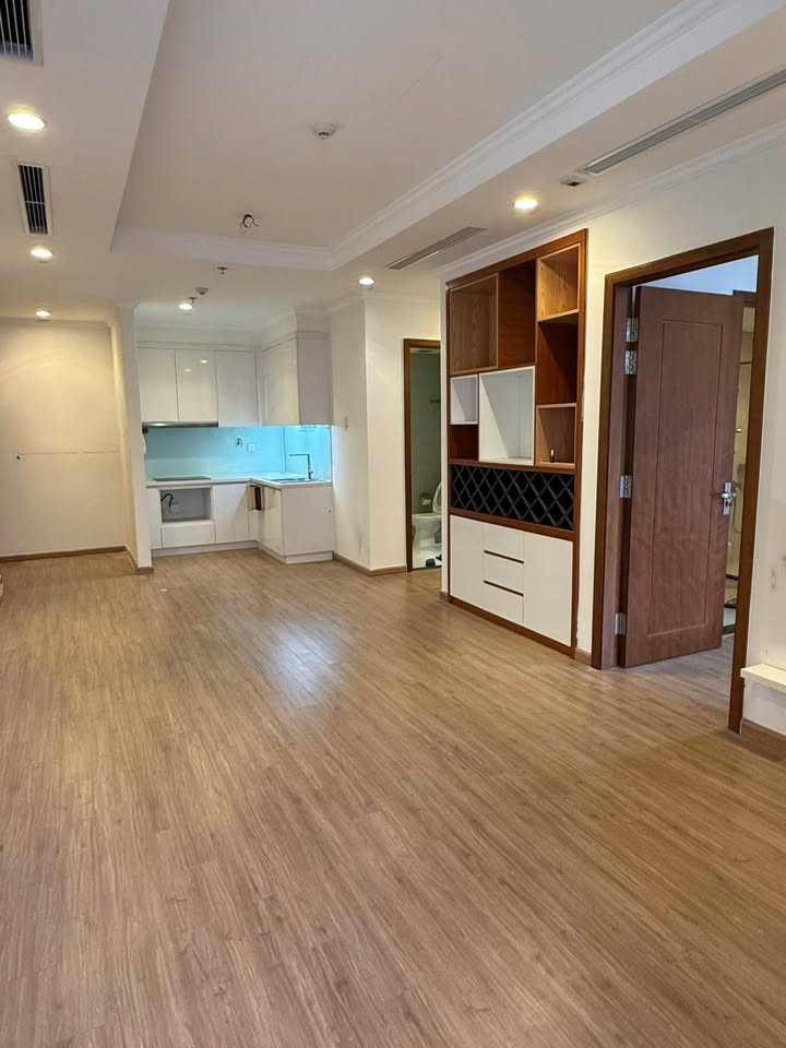 Căn hộ Park 7 Vĩnh Tuy 2PN giá 15 triệu - Sẵn sàng vào ở ngay!