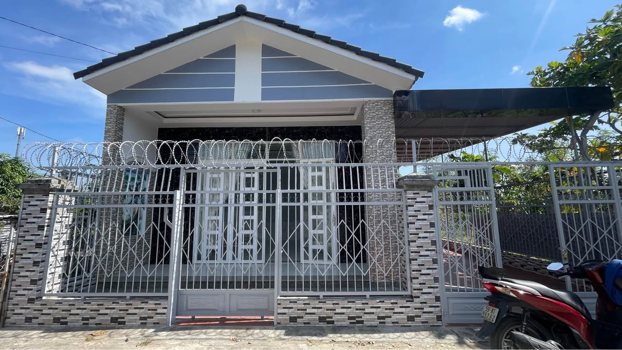 Nhà đẹp phố Đào Duy Từ, 200m² giá chỉ 1.45 tỷ - Sẵn sàng ở ngay!