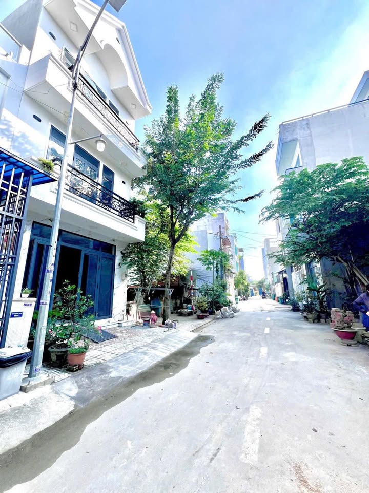 Bán đất An Phú Đông 51m² giá 3.65 tỷ - Khu phân lô an ninh, dân cư đông đúc!