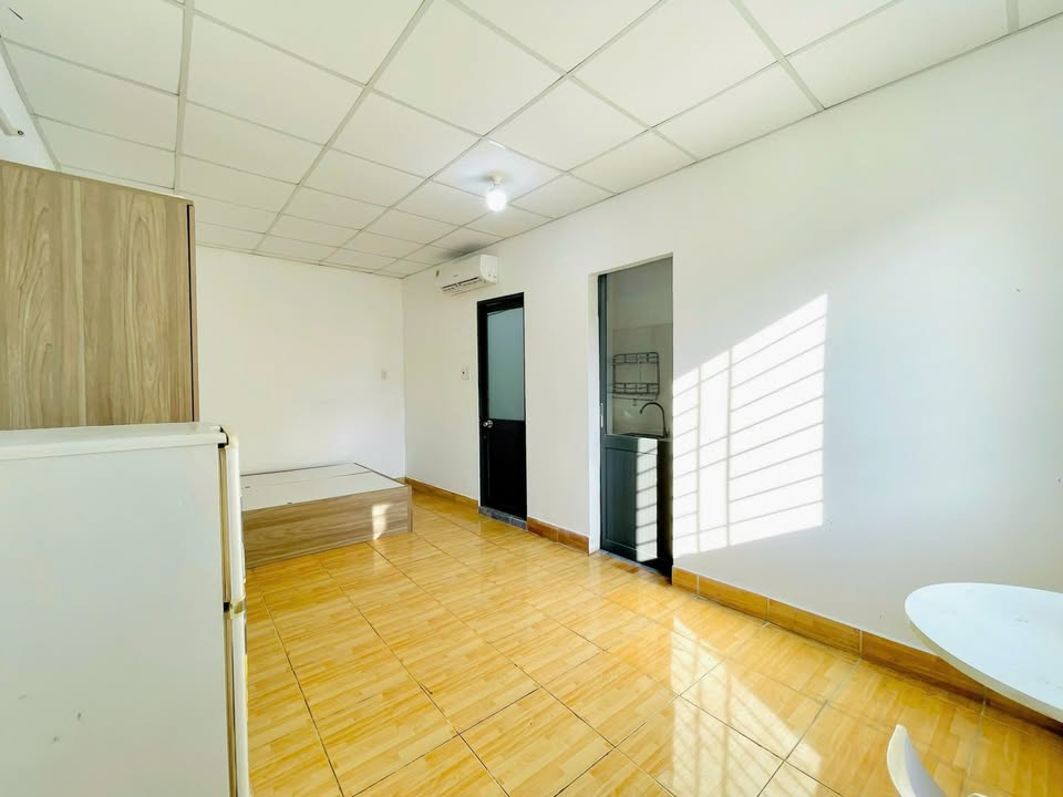 Chính chủ cho thuê Studio 30m² tại quận 11 - Giá chỉ 3.49 triệu/tháng!