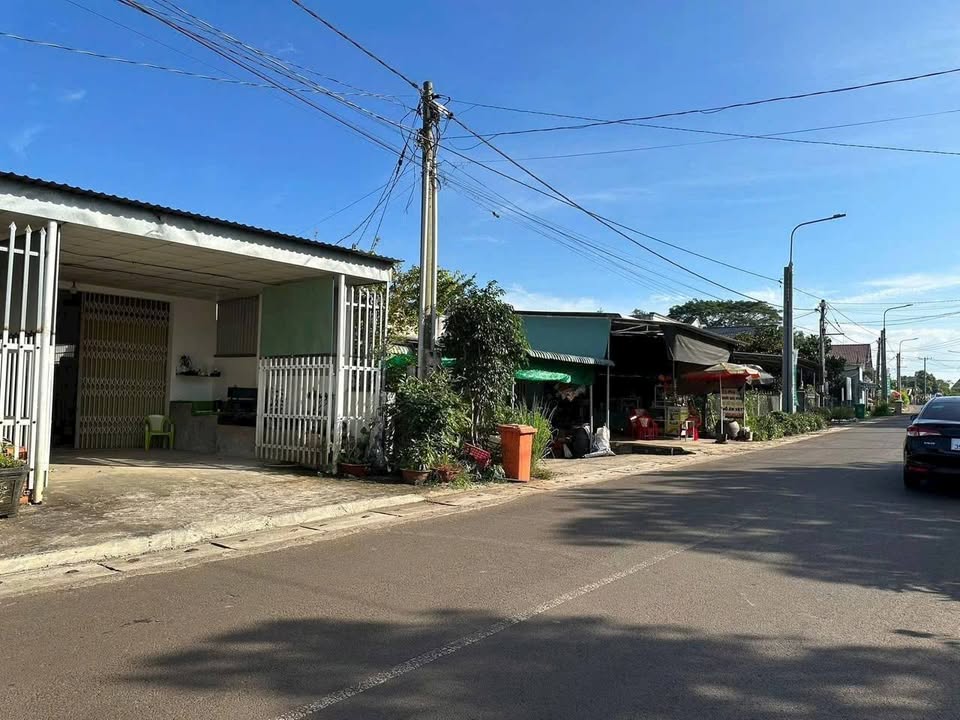 Nhà mặt tiền đường nhựa Bảo Quang, Long Khánh 270m² giá 1.7 tỷ - Kinh doanh thuận lợi!