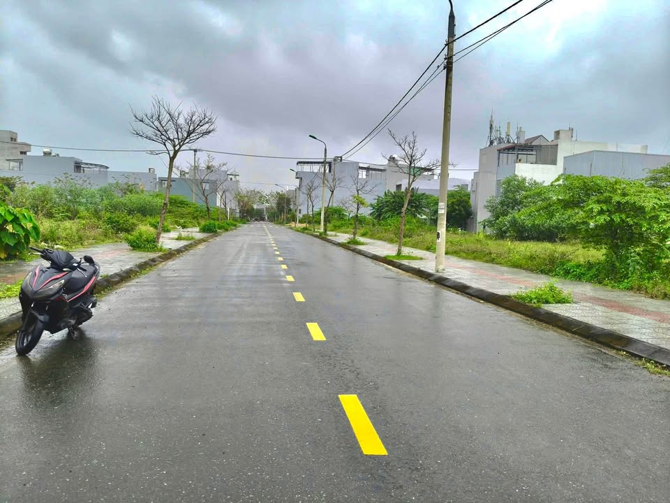 Đất nền Hòa Xuân Đà Nẵng 105m² giá 5 tỷ - Đầu tư sinh lời lý tưởng!