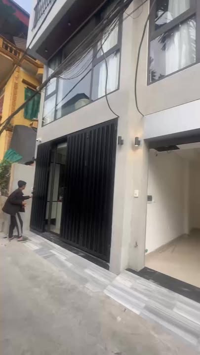 Nhà đẹp Ngọc Thụy Long Biên 38m² giá 1x tỷ - Ô tô vào nhà, view biệt thự!