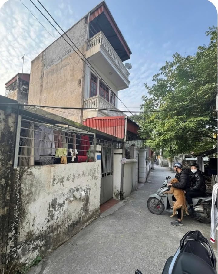 Đất Thạch Bàn 62m² giá 5.7 tỷ - Đầu tư sinh lời với dòng tiền ổn định!