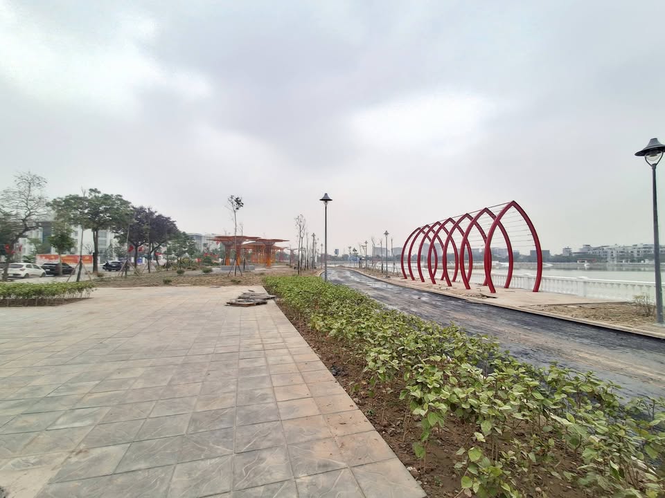 Townhouse Trâu Quỳ Gia Lâm 87m² giá 20 tỷ - Full nội thất sang trọng!