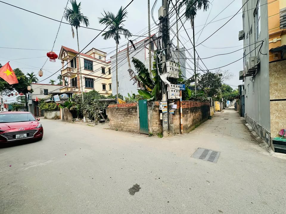 Đất nền Biên Giang, Hà Đông 40m² giá 3 tỷ - Sổ đỏ chính chủ, ô tô vào tận nơi!