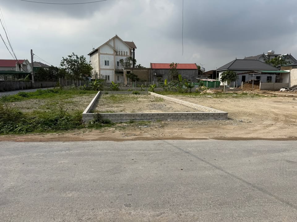Đất nền Nghi Phong, Vinh 84.3m² chỉ 2 tỷ - Vị trí đắc địa gần trung tâm hành chính!