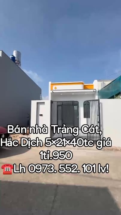 Nhà bán Hắc Dịch, Phú Mỹ 105m² giá 1.95 tỷ - Đường bê tông 5m, tiện ích đầy đủ!