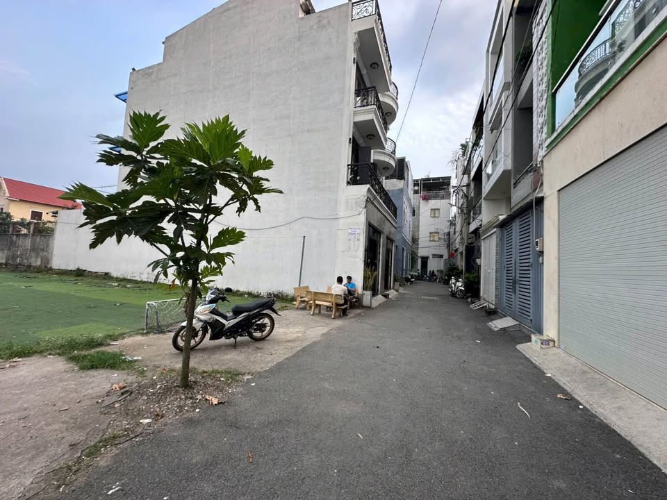 Đất nền Trường Thọ Thủ Đức 166,6m² giá 9,8 tỷ - Đầu tư sinh lời ngay!