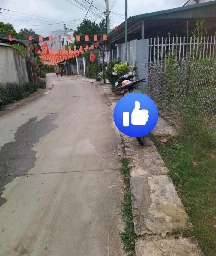 Đất thổ cư 80m² tại Chiềng Sinh, Sơn La giá 1.1 tỷ - Sổ đỏ chính chủ, ô tô vào tận nơi!