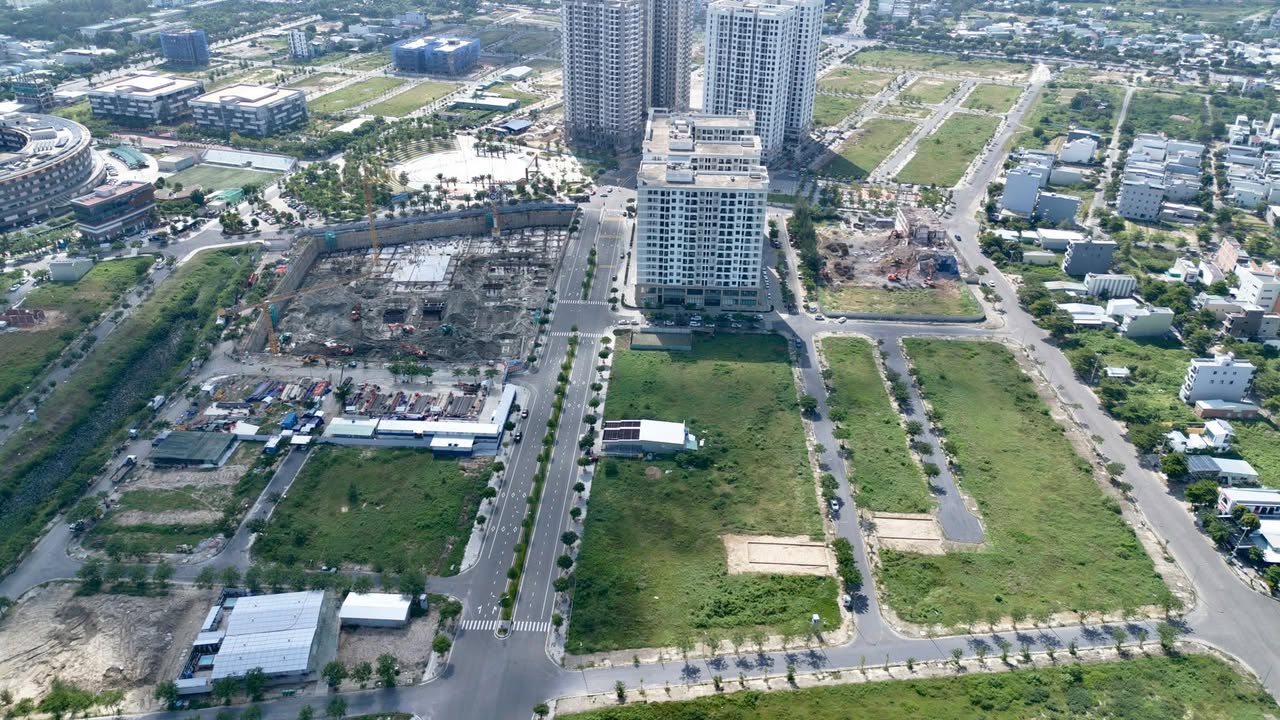 Cho thuê FrontHouse đường Hoàng Minh Thắng, Đà Nẵng 720m² - Kinh doanh sầm uất ngay sát chung cư FPT Plaza 4!