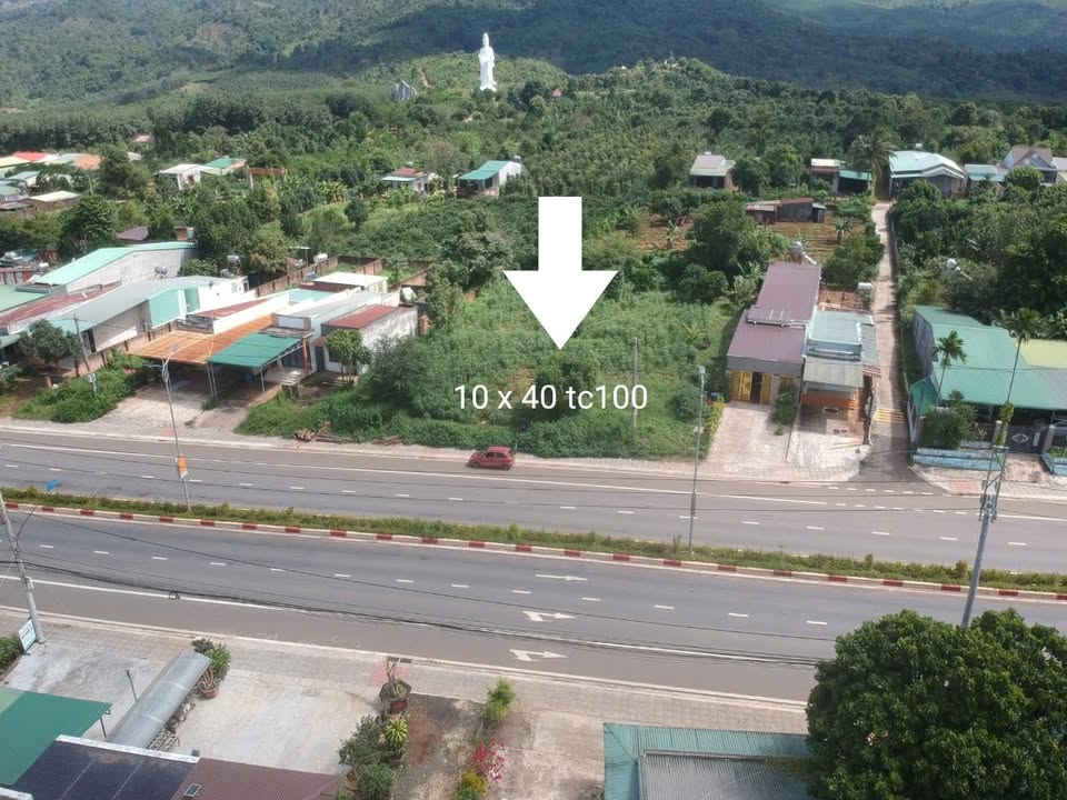 Đất thổ cư Quốc Lộ 14, Phú Hòa, Chư Păh, Gia Lai 400m² giá 2 tỷ - Cơ hội đầu tư tốt!