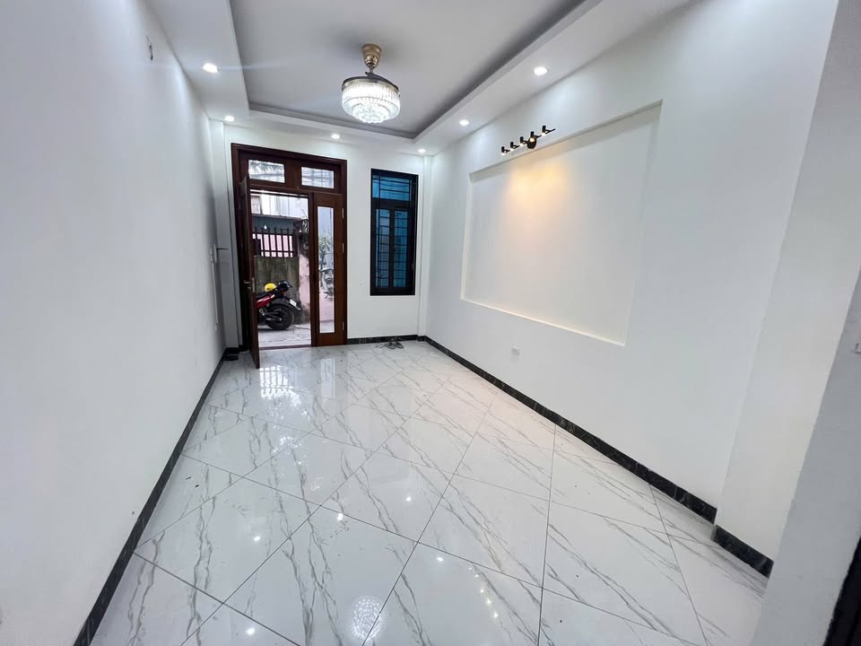 Nhà 3 tầng Phượng Nghĩa - Chương Mỹ 33m² giá 3 tỷ - Chỉ việc xách vali về ở!