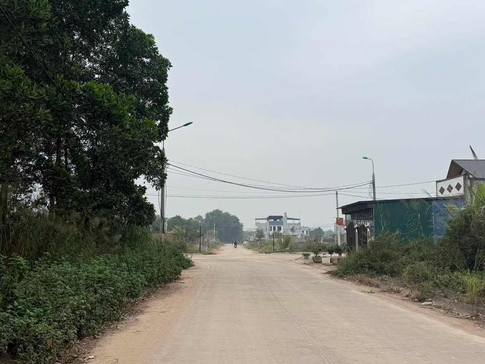 Đất nền Trung Thành Thái Nguyên 100m² giá 2 tỷ - Vị trí đẹp để đầu tư!