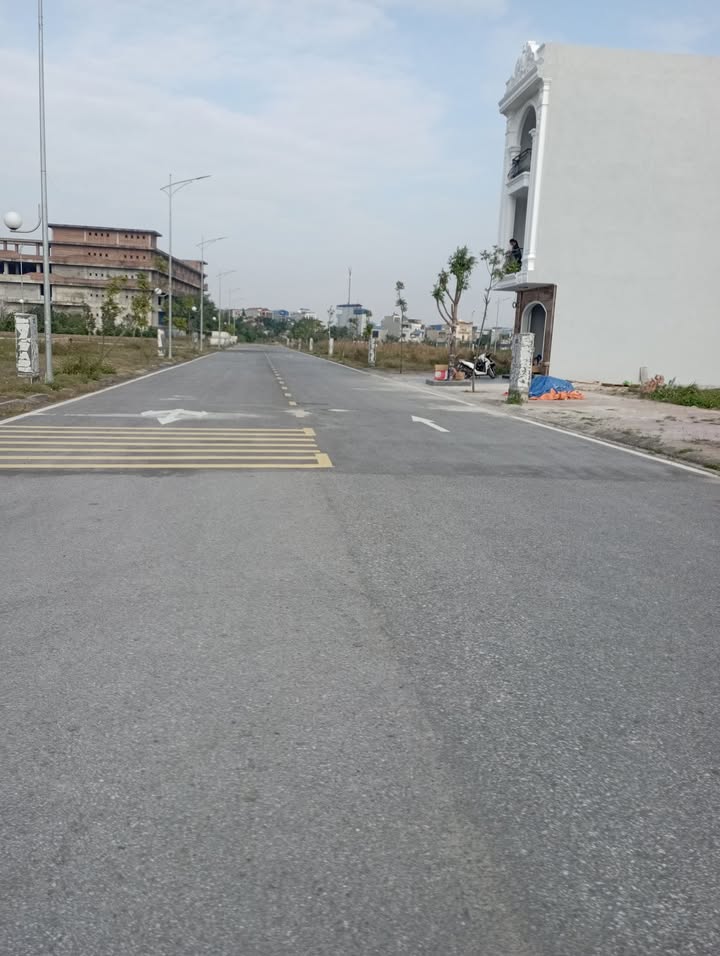 Đất nền liền kề Khu đô thị Nam Sông Đào 81m² giá 2 tỷ - Cơ hội đầu tư tuyệt vời!