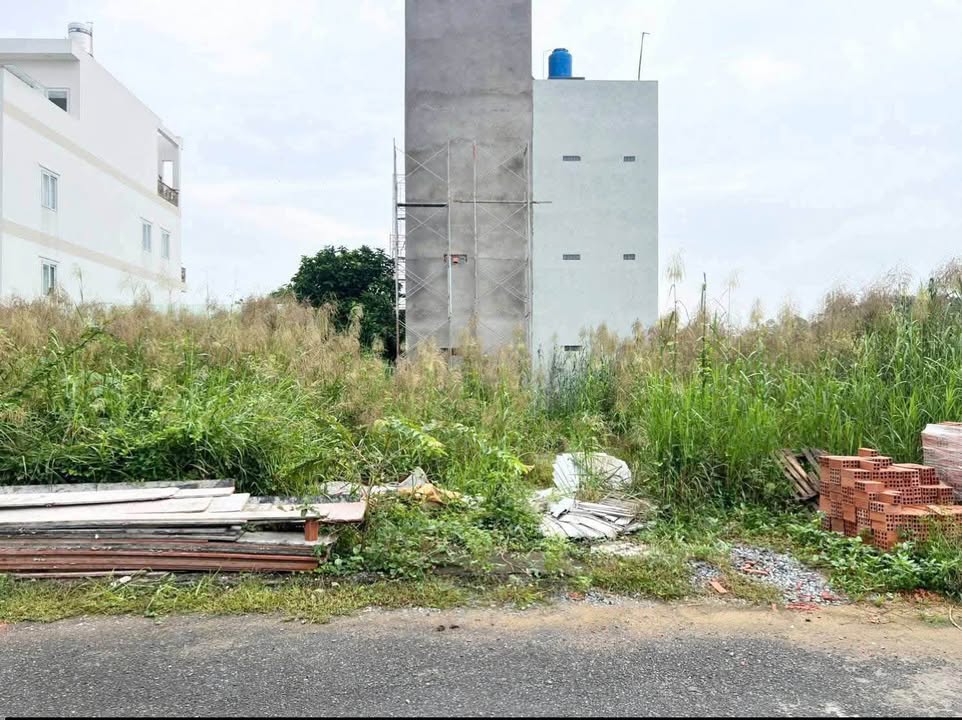 Đất nền KDC Thanh Tiến, Tân An 60m² giá 1.05 tỷ - Đầy đủ tiện ích, dân cư đông đúc!