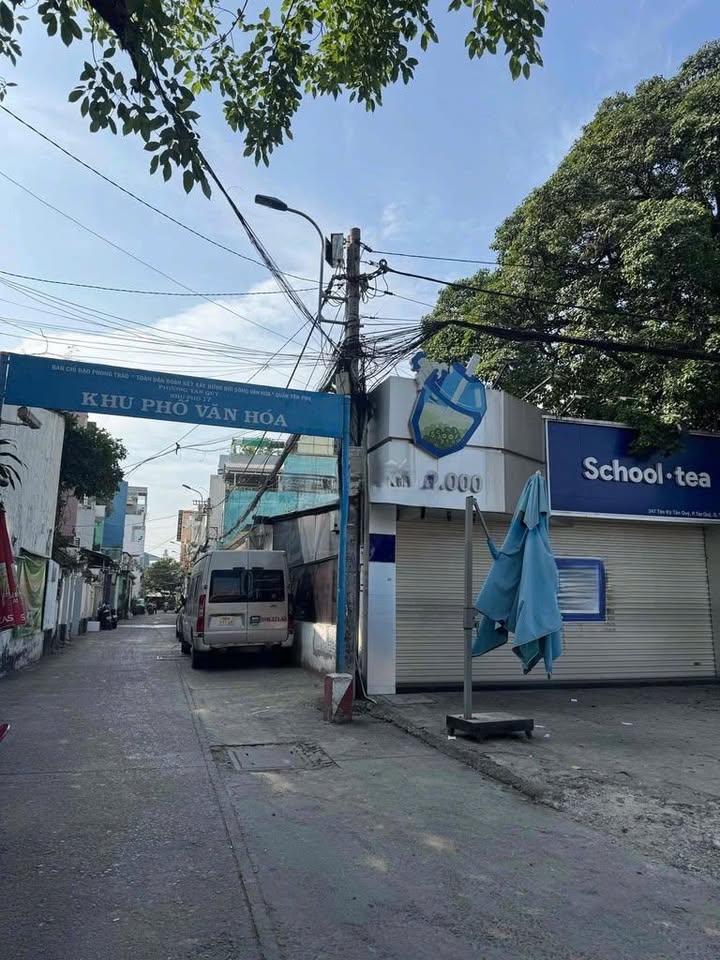 Cho thuê mặt bằng 2 mặt tiền đường Tân Kỳ Tân Quý, Quận Tân Phú, 245m² giá 40 triệu/tháng - Vị trí đắc địa, kinh doanh thuận lợi!