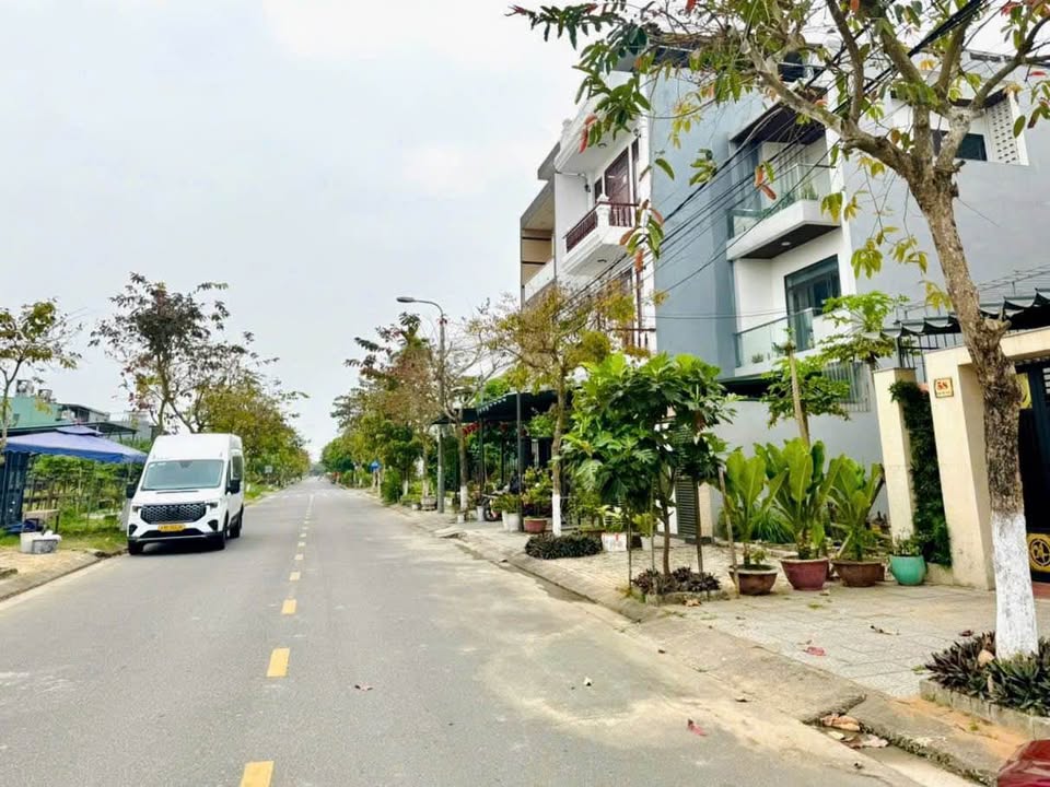 Bán lô đất Phạm Đức Nam, Đà Nẵng 100m² - View công viên thoáng mát!