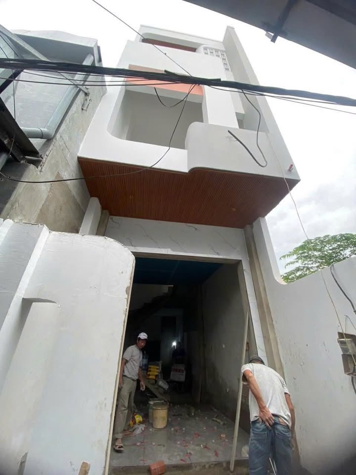 Nhà 3 tầng Yên Khê 2, Đà Nẵng 40m² giá 3.2 tỷ - Nhà mới hoàn thiện, gần biển!