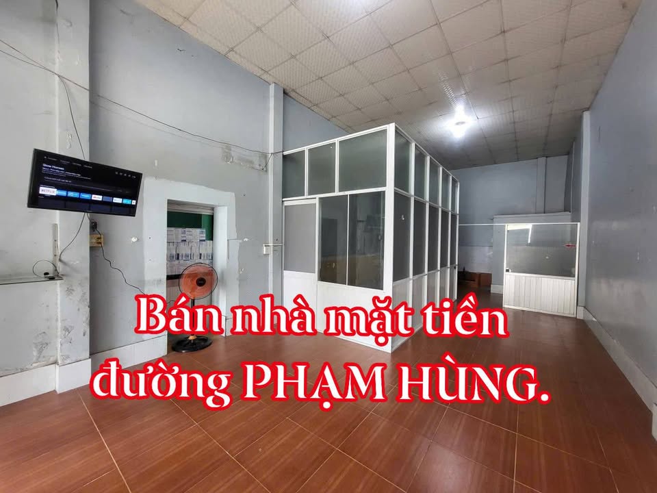 Nhà cấp 4 mặt tiền đường Phạm Hùng, 67.2m², giá chỉ 2 tỷ - Gần chợ Tân Châu!