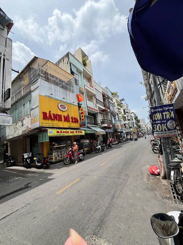 Nhà mặt tiền Vườn Chuối, Q3 31m² giá 11.5 tỷ - Vị trí đắc địa kinh doanh sầm uất!