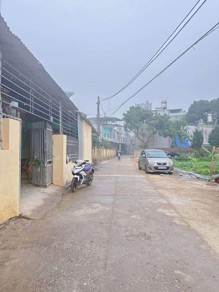 Đất thổ cư Tân Quang, Tuyên Quang 85m² giá 1 tỷ - Vị trí đắc địa, sổ đỏ chính chủ!