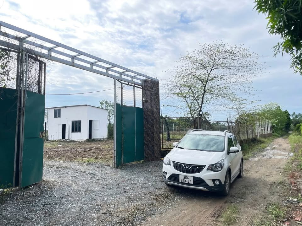 Đất nền Đông Hạ, Đông Yên, Quốc Oai 180m² giá chỉ 800 triệu - Sẵn sàng xây dựng!