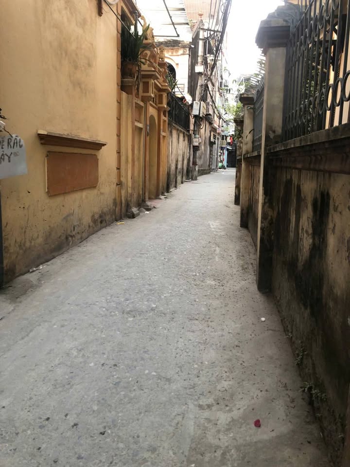 Nhà phố Định Công Hoàng Mai 35m² giá 7 tỷ - Pháp lý rõ ràng, sẵn sàng giao dịch ngay!