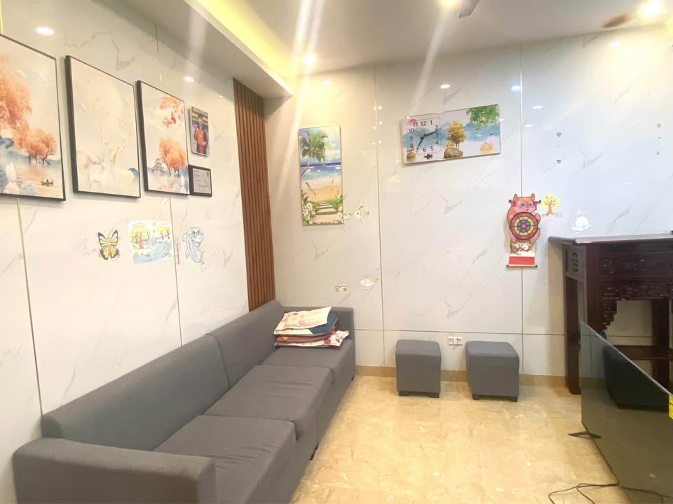 Chung cư Việt Hưng Long Biên 74m² giá 4 tỷ - Chính chủ bán gấp!