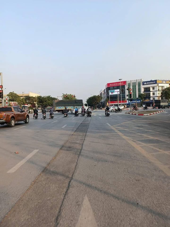 Bán nhà mặt đường Phương Canh, quận Nam Từ Liêm, 35m² - Vị trí đắc địa kinh doanh